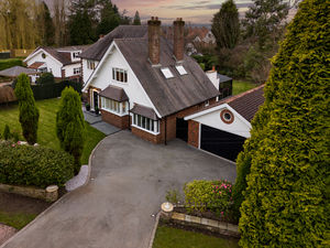 Photo 28- click for photo gallery